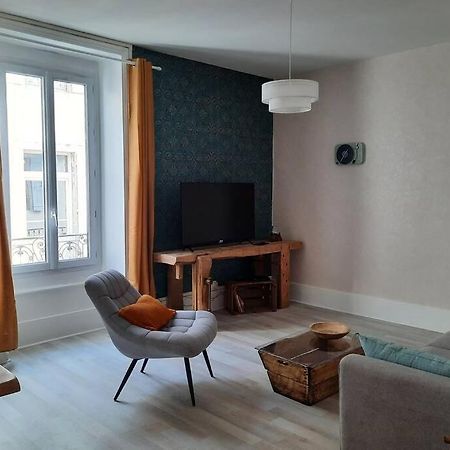 Le Liberte Apartamento Aubenas Exterior foto